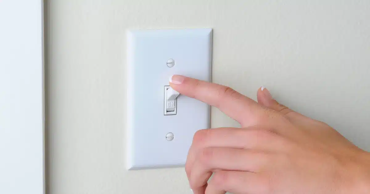 Summer Savings Tips for Electricity Use